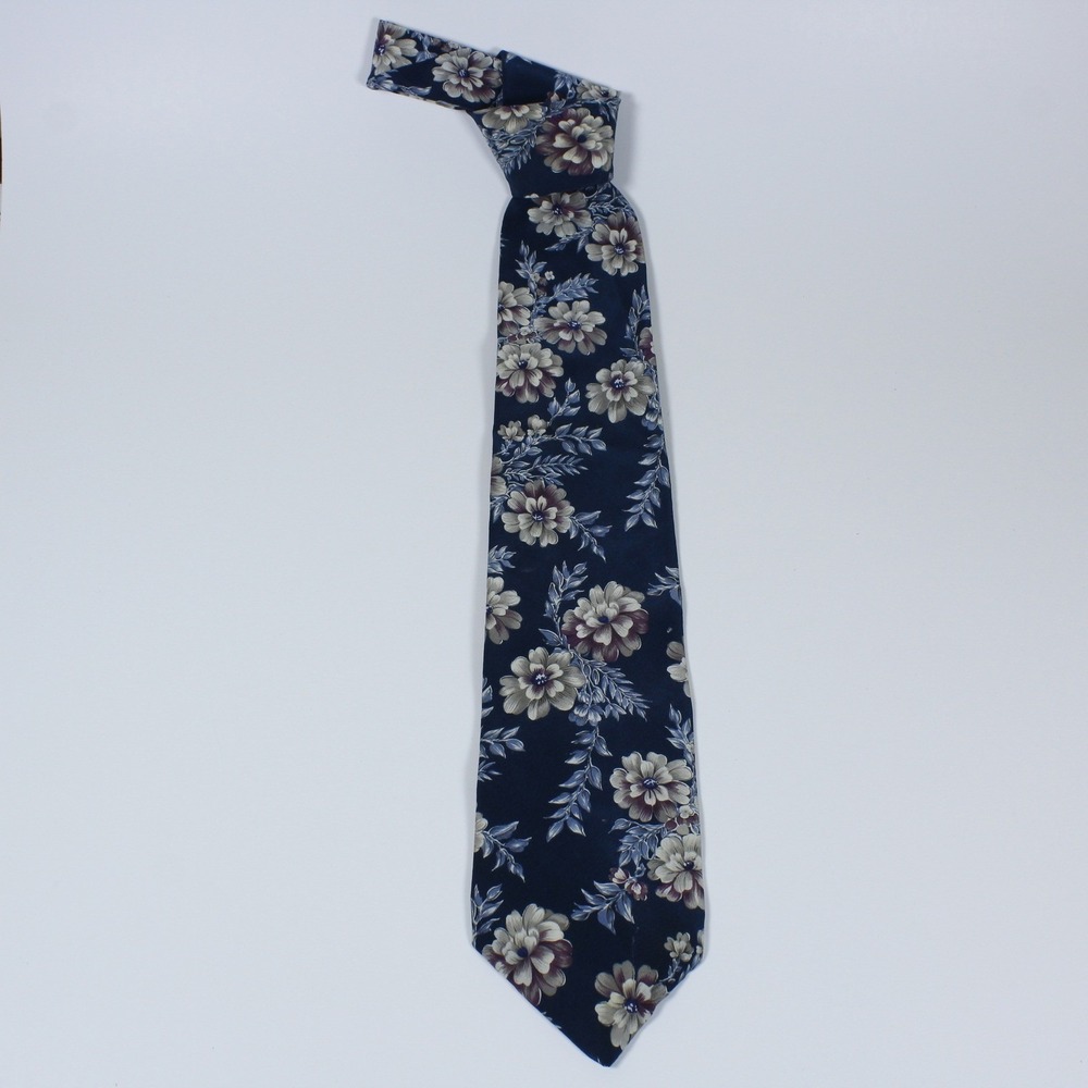 Geoffrey Beene Italian Silk Tie with Blue Floral Print